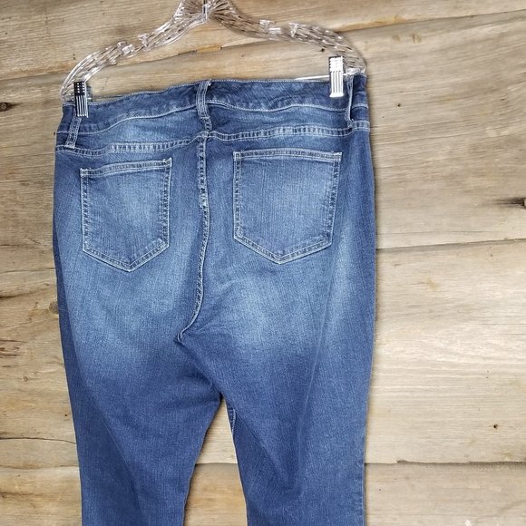 Denim Skinny Crop Vintage Stretch Jean Size 12 - Picture 2 of 6